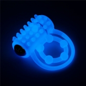 Голубое, светящееся в темноте виброкольцо Lumino Play Vibrating Penis Ring - Lovetoy - в Твери купить с доставкой
