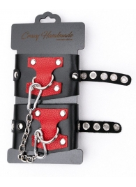 Черные наручники с красным декором и заклепками - Crazy Handmade - купить с доставкой в Твери