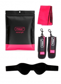 Черно-розовый эротический набор: маска, наручники и повязка - Erokay - купить с доставкой в Твери