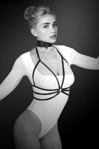 Черная упряжь на грудь Julia - Bijoux Pour Toi - купить с доставкой в Твери