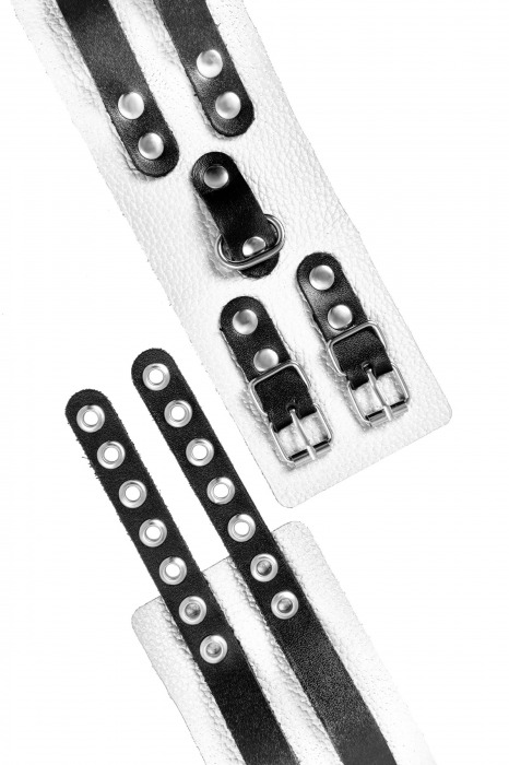 Бело-черные оковы с двумя ремешками и люверсами - Pecado - купить с доставкой в Твери
