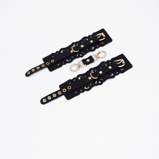 Черные кожаные наручники с узорами и золотистой фурнитурой - Crazy Handmade - купить с доставкой в Твери