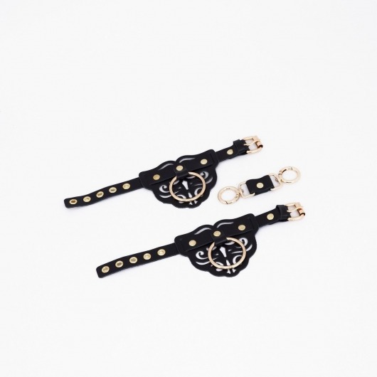 Черные кожаные наручники с клепками, кольцами и золотистой фурнитурой - Crazy Handmade - купить с доставкой в Твери