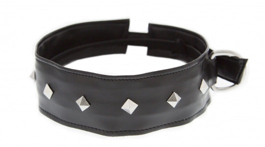 Полиуретановый ошейник с пуклями Collar with Studs - Blush Novelties - купить с доставкой в Твери